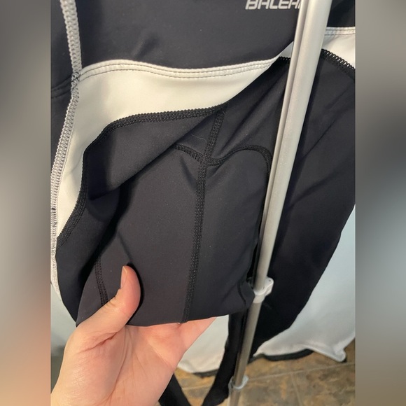 Baleaf Black Cycling pants with padded seat cushion size XS - Picture 4 of 10